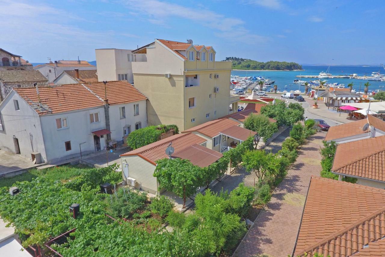 Lavender Mobile Houses Pakoštane Exterior foto