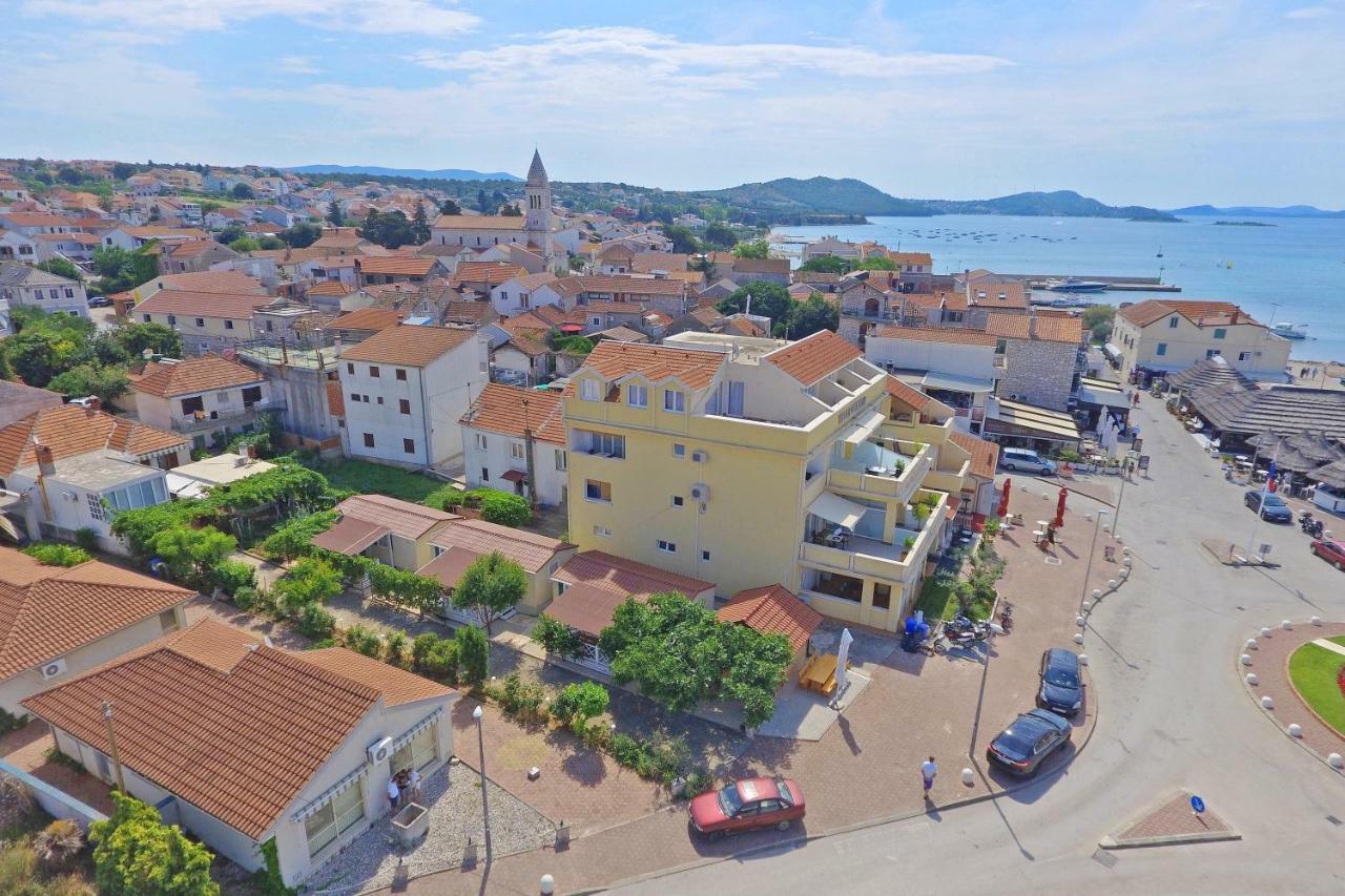 Lavender Mobile Houses Pakoštane Exterior foto