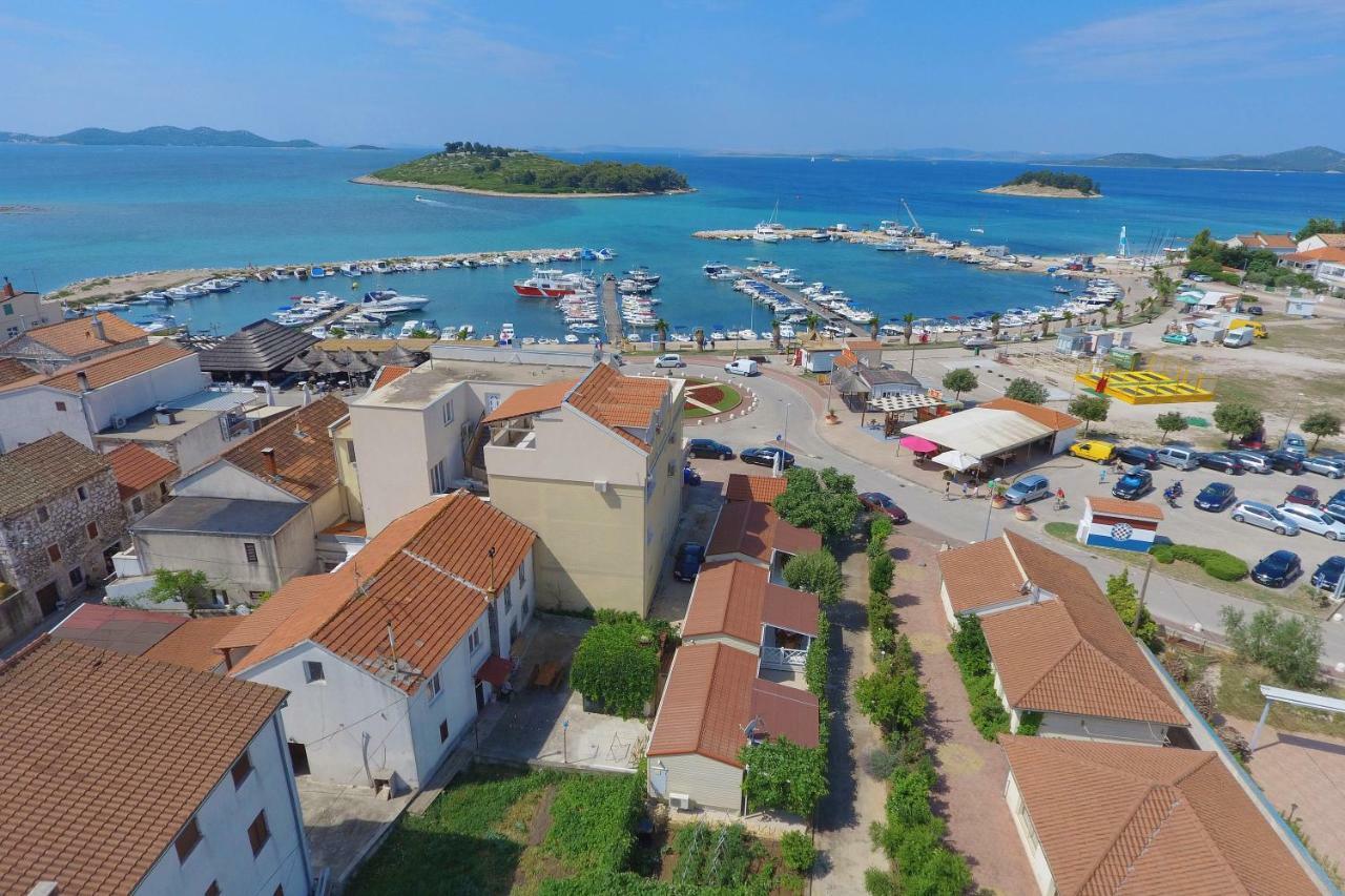 Lavender Mobile Houses Pakoštane Exterior foto